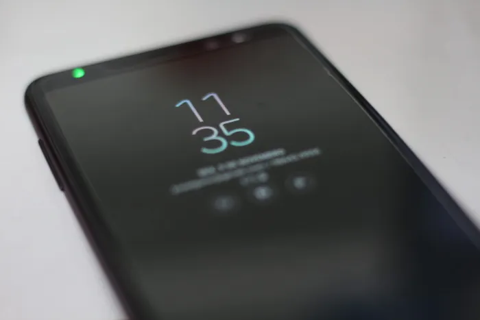 手机、智能手机、时钟、手表、三星、alwayson、科技、灯光