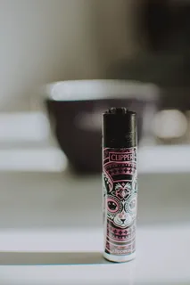 表面更轻的剪刀