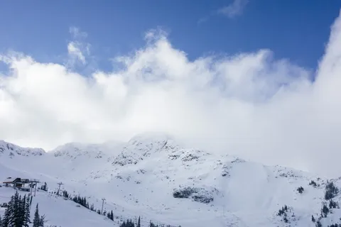 寒冷、雾、景观、山脉、户外、风景、雪、天气 寒冷、雾、景观、山脉、户外、风景、雪、天气