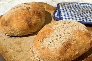 面包，食品和饮料，食品，新鲜度，棕色，静物，特写，烘焙