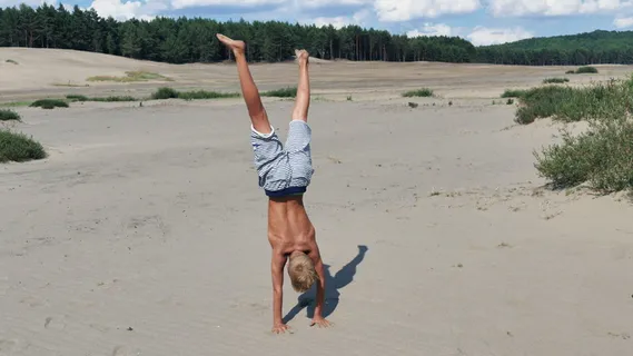 体育活动、锻炼、训练、体操、移动、体力劳动、交通、努力