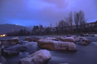 @[受电子邮件保护]@[受电子邮件保护]@[受电子邮件保护]@[受电子邮件保护]、天空、水、树、宁静、岩石、大自然之美、风景-大自然