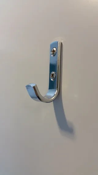 钩子，空的，悬挂的，金属的，特写，没有人，单一物体，阴影