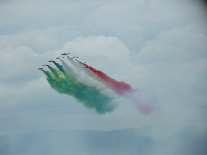frecce tricolori，飞机，特技飞行队，云天，飞行器，航展，天空，飞机
