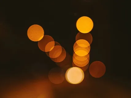 灯光,模糊的,抽象的,夜晚的,黑暗的,夜晚的,波基的,照亮的 灯光,模糊的,抽象的,夜晚的,黑暗的,夜晚的,波基的,照亮的