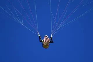 滑翔伞，飞行，运动，天空，蓝色，天空，蓝色，极限运动，飞行