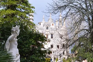 sintra，quinta da regaleira，葡萄牙，城堡，树木，建筑，植物，建筑结构