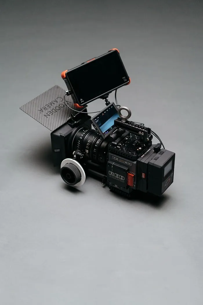 相机，电子产品，数码相机，电脑，显示器，灯光，视频，基站