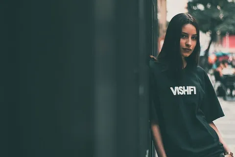 成人、城市、黑暗、日光、时尚、光线、外观、模特