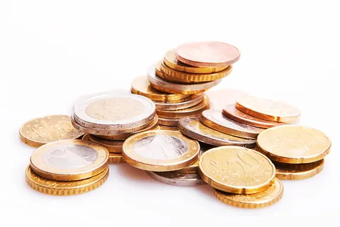 分、特写、特写、硬币、欧元、堆、孤立、珠宝