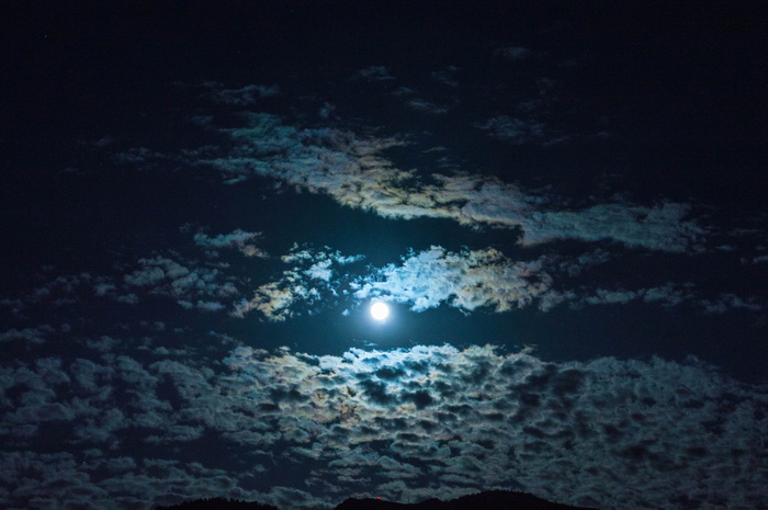 自然，天空，夜晚，云，黑暗，月亮，月光，照亮
