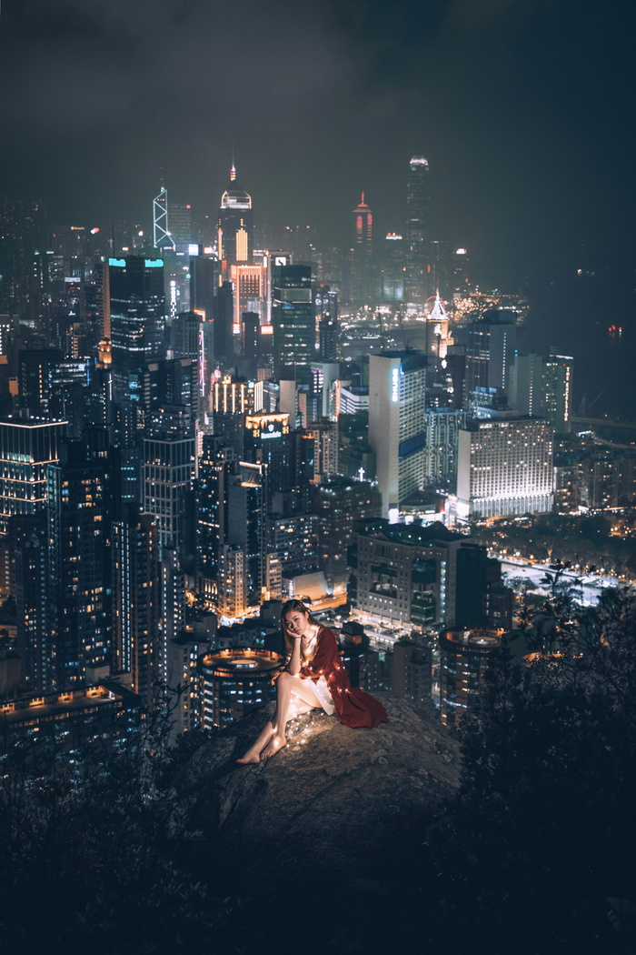 米色混凝土建筑，城镇，城市，城市，建筑，高层，人，人