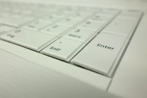 白色,键盘,输入,键,笔记本,键,计算机,离开 白色,键盘,输入,键,笔记本,键,计算机,离开