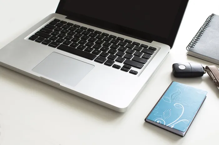 macbook、pro、Sidend、black、key、fob、busy、home