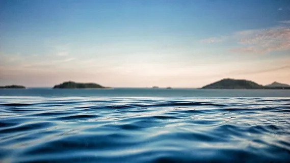 远山海洋浅焦摄影 远山海洋浅焦摄影
