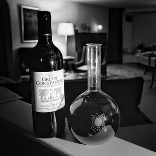 荷兰，葡萄酒，烧瓶，实验室，倾析器，红酒，黑白，红色