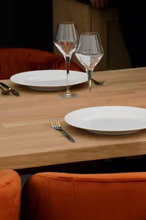 桌子、餐厅、展示、内部、餐食、餐具、当代、可用