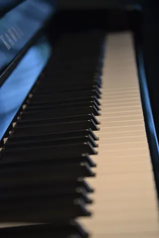 采购产品钢琴，钥匙，音乐，乐器，乐器，音乐设备，钢琴钥匙，艺术文化和娱乐