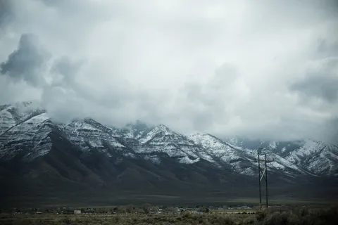 自然、景观、山脉、斜坡、雪、云、天空、绿色 自然、景观、山脉、斜坡、雪、云、天空、绿色