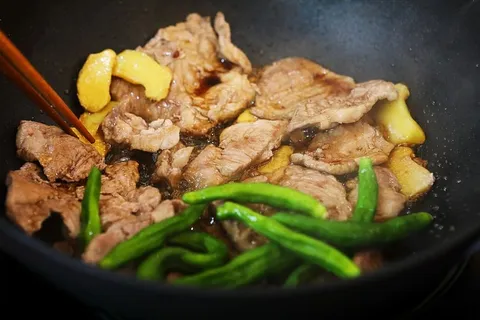 猪肉,生姜,烹饪,食物,表演应该感觉,搅拌,日本,生姜工具 猪肉,生姜,烹饪,食物,表演应该感觉,搅拌,日本,生姜工具