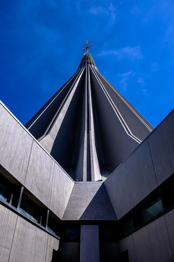 天空，云，建筑，玻璃，建筑设计，建筑，蓝天，日光