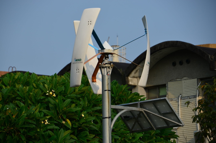 *大学，风车，国立*大学，天空，自然，植物，建筑外观，可再生能源