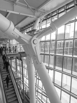 伦敦，英国，希思罗机场，窗户，建筑，黑白，条纹，柱子