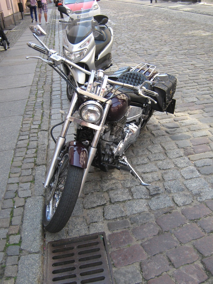 摩托车、车辆、交通、道路、交通、城市、街道、人行道