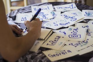 反馈、分析、公开演讲、发布信息、财务规划、培训、课程、教育