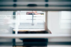 模糊，玻璃，室内，室内，光线，人，人，反射