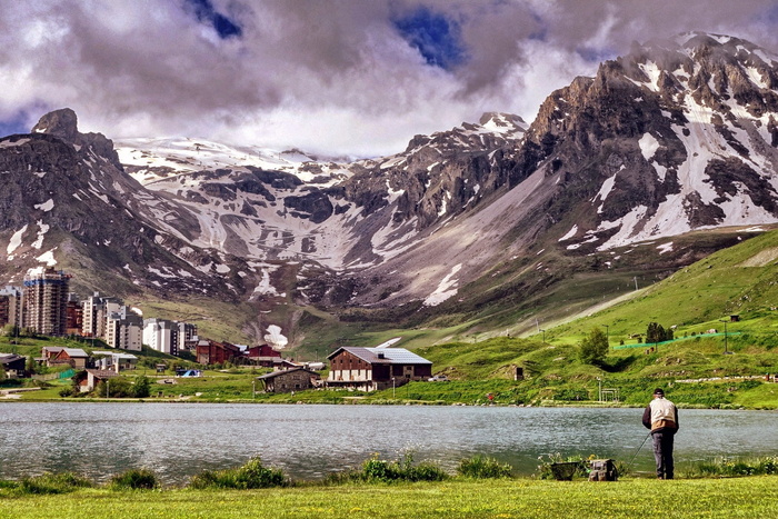 高山，美丽，建筑物，城市，云，草，房屋，湖