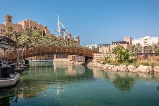 迪拜、东方、东方、阿拉伯塔、海峡、阿拉伯语、露天市场、朱美拉