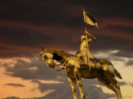 男人，骑马，骑马，手持，旗子雕像，圣女贞德，金色，雕塑