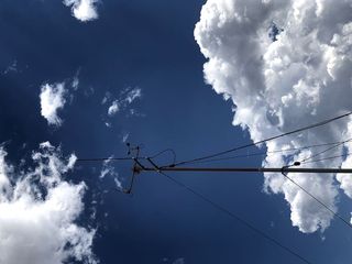 中国，博尔塔拉，温泉，云天，天空，电缆，低角度视图，电力