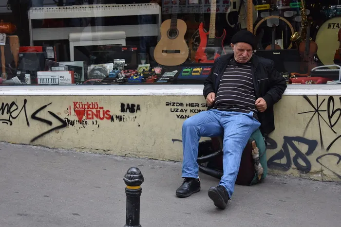 istiklal cadessi，伊斯坦布尔，土耳其，亚洲，欧洲，街头摄影，男子，当地