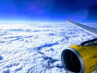 西班牙，viso del Marques，cm-3200，horizon，wing，yellow，vueling，lift