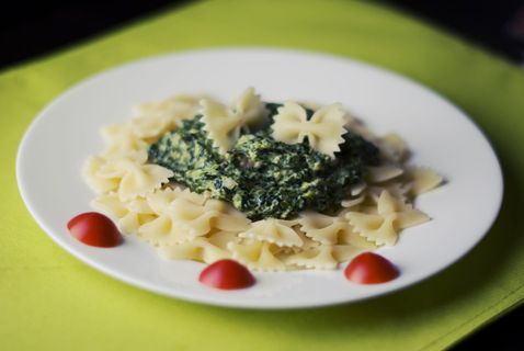 食物,午餐,意大利面,吃,法法尔,菠菜,食物和饮料,健康 食物,午餐,意大利面,吃,法法尔,菠菜,食物和饮料,健康