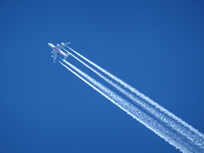 白色，飞机，空气，飞机，轨迹，天空，蓝色，晴朗，天空