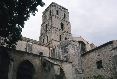 阿尔勒，法国，大教堂，圣母院，普罗旺斯，天主教，教堂，建筑外观