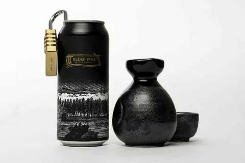 黑色陶瓷罐，饮料，酒精，啤酒，饮料，烈性啤酒，啤酒，清酒