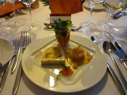 扇贝,上釉,沙拉,鱼子酱,食品和饮料,盘子,餐具,食品 扇贝,上釉,沙拉,鱼子酱,食品和饮料,盘子,餐具,食品