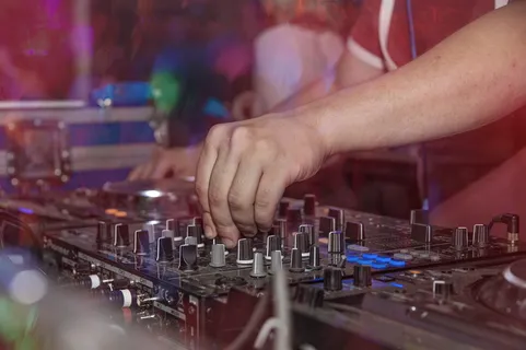 人员、控股、dj控制员、调整、柏林、俱乐部、迪斯科、dj