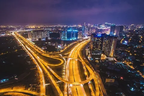 越南胡志明市的道路、建筑和交通 越南胡志明市的道路、建筑和交通