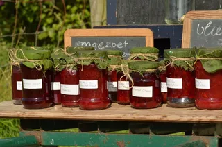 果酱，水果，水果，果酱，工艺品，销售，文字，没有人