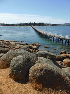 透视图，桥梁，桥墩，码头，岩石，桥梁，桥墩，岩石，距离