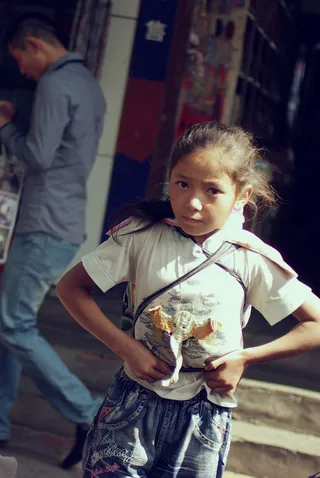 女孩，傈僳族，人，孩子，亚洲，街道，傈僳族，人，亚洲，街道