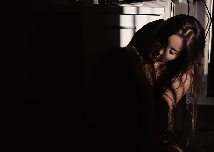 人，人，头发，衣服，服装，时装，女人，黑色