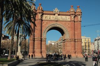 巴塞罗那，西班牙，巴塞罗那三角公园，街道，纪念碑，城市景观，景观，凯旋门