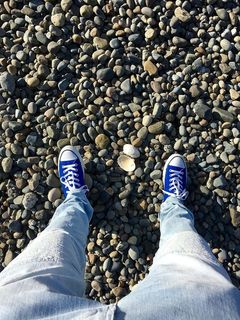岩石，石头，岩石，自然，卵石，低截面，人的腿，个人视角