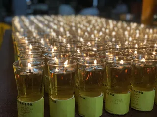 点燃蜡烛、怀念、崇拜、佛教、度量、宗教、艺术、崇敬